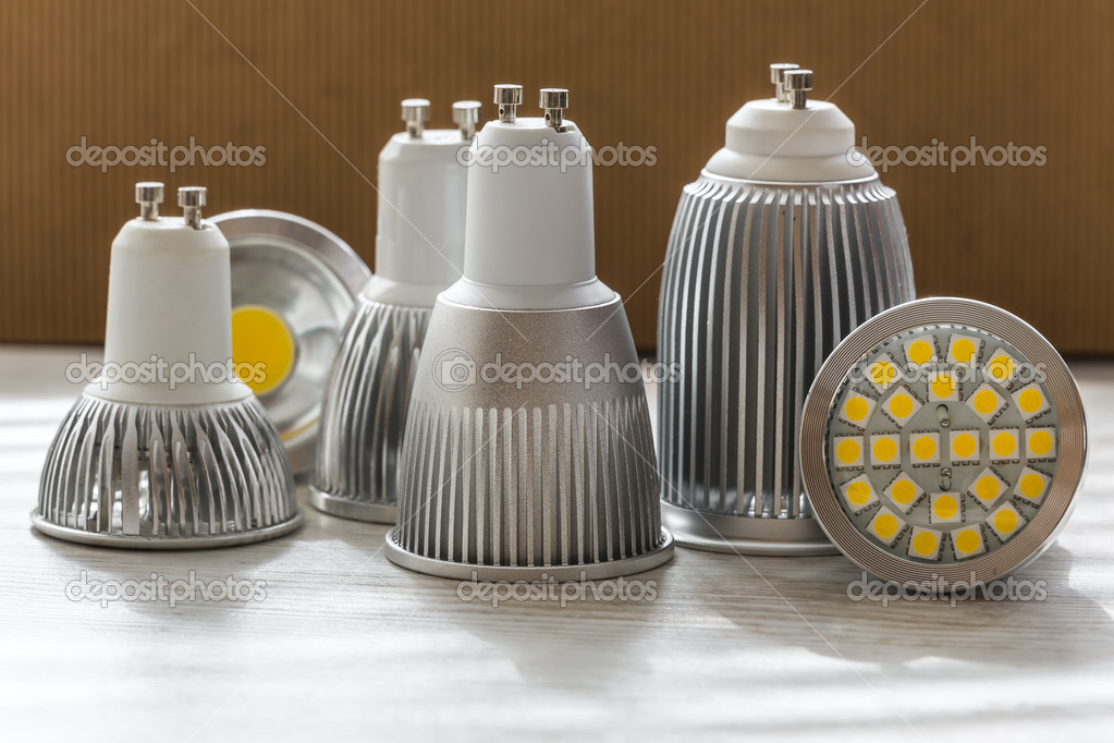 Different sizes of cooling for LED GU10 bulbs