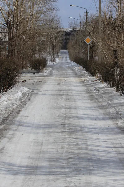 Winter urban road — Stock Photo, Image
