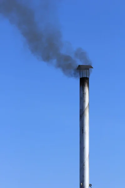 Dymiące kominy — Zdjęcie stockowe