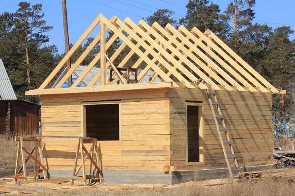 ログの住宅の建設 — ストック写真