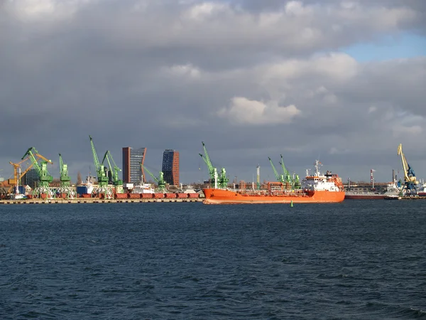 Lituânia Vista do porto marítimo de Klaipeda — Fotografia de Stock