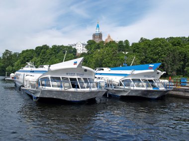 motor gemileri demirleme valaam Manastırı, sualtı kanatlar üzerinde