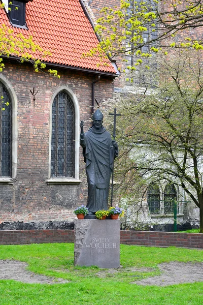 Danzig, Polen. Denkmal für den heiligen Wojciech — Stockfoto