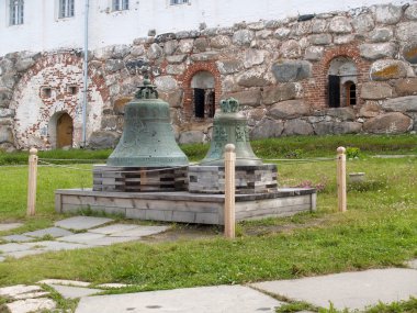 çan solovki Manastırı, Rusya topraklarında
