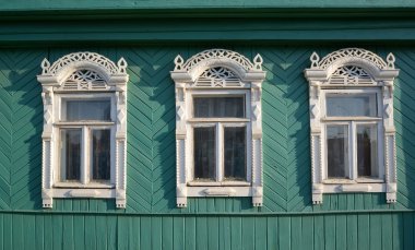 kent mobilyalarıÜç windows ile beyaz oyma Ahşap europanel