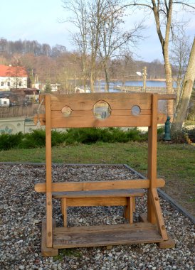 kilit ryn, Polonya boyunduruk