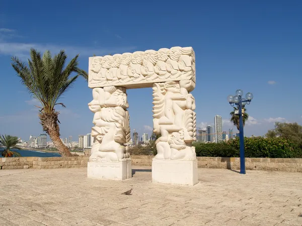 Sculpture "A belief gate" in Yaffo, Israel — Stock Photo, Image