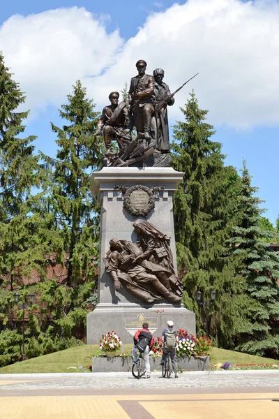 Калининград. Памятник "Русским солдатам, потерявшимся в — стоковое фото