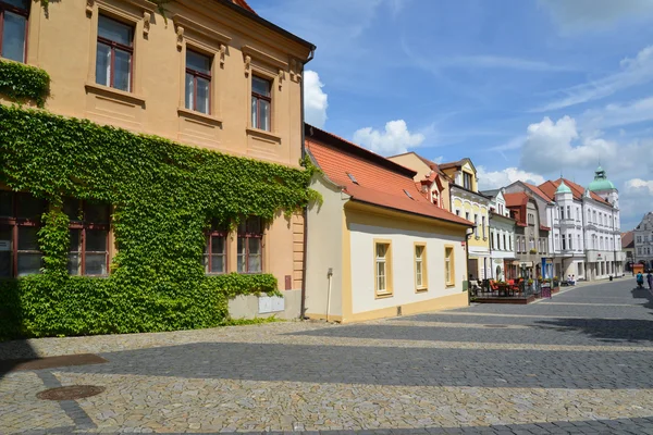 Tjeckien. gamla gatan i staden melnik — Stockfoto