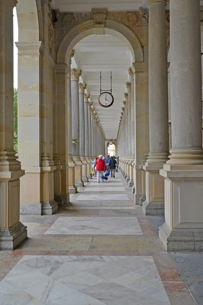 Mill colonnade in Karlovy Vary, the Czech Republic — Stock Photo, Image