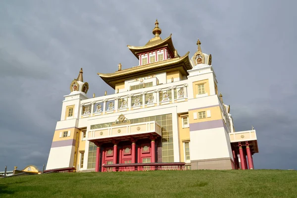 Buddhista Templom Khurul Shakyamuni Buddha Arany Lakhelye Elista Kalmykia — Stock Fotó