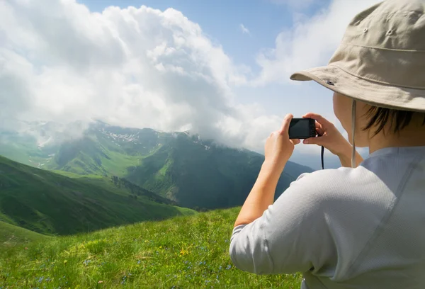 Kamera kadınla — Stok fotoğraf