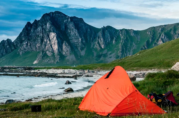 Acampar em Noruega — Fotografia de Stock