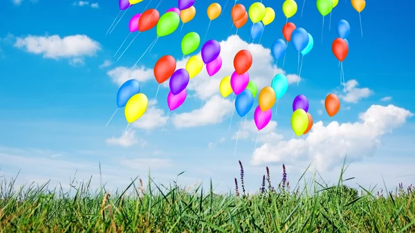 Воздушные шары на улице — стоковое фото