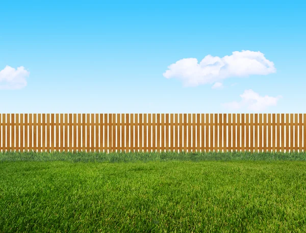 Gartenzaun aus Holz — Stockfoto