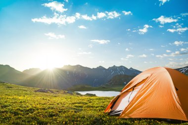 camping in mountains clipart