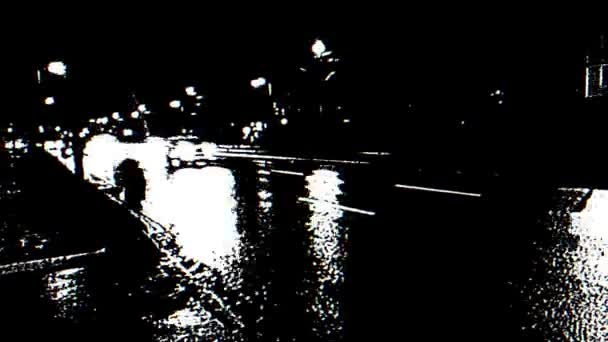 Beweging Van Lichten Van Auto Een Nachtstraat Zwart Wit Beeld — Stockvideo