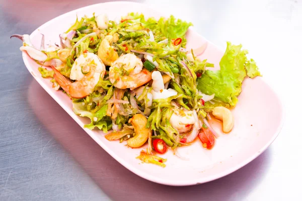 Thaise traditie voedsel vleugelboon salade — Stockfoto