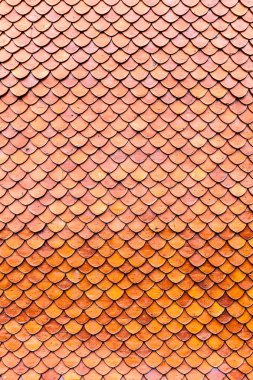 Turuncu kahverengi kil çatı yüzeyinin