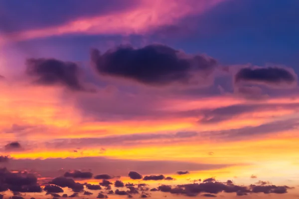 Twilight saat içinde renkli gökyüzü Stok Fotoğraf