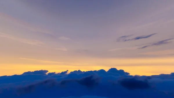 Céu colorido em tempo de crepúsculo — Fotografia de Stock