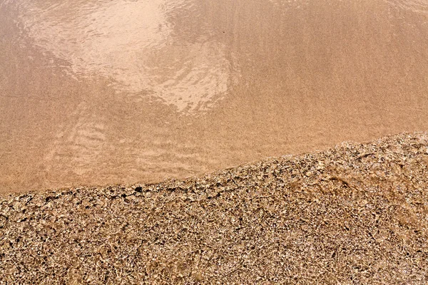 Sahilde su dalgalanma — Stok fotoğraf