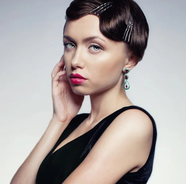 Üzgün bir kızın portresi