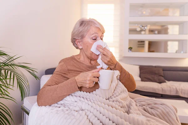 Cold Flu Portrait Ill Senior Woman Caught Cold Feeling Sick — Stok fotoğraf