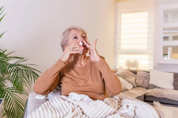 Senior Woman Having Allergies She Using Nasal Spray Help Herself — Stockfoto