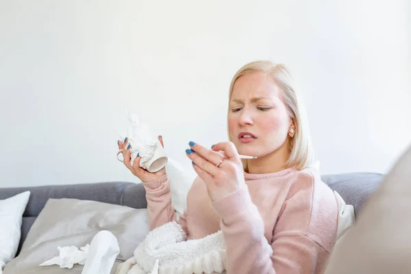 Sickness Seasonal Virus Problem Concept Woman Being Sick Having Flu — 图库照片