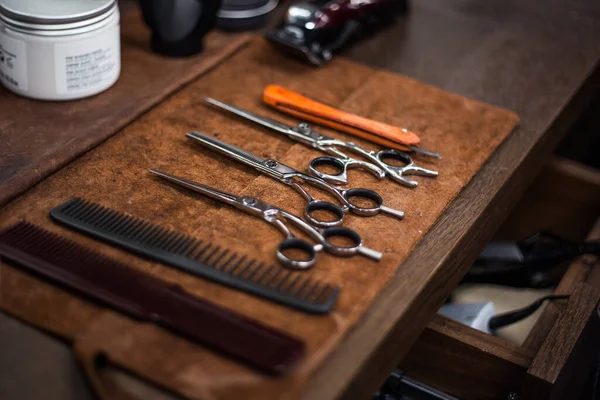 Barber Shop Tools Old Wooden Background — ストック写真