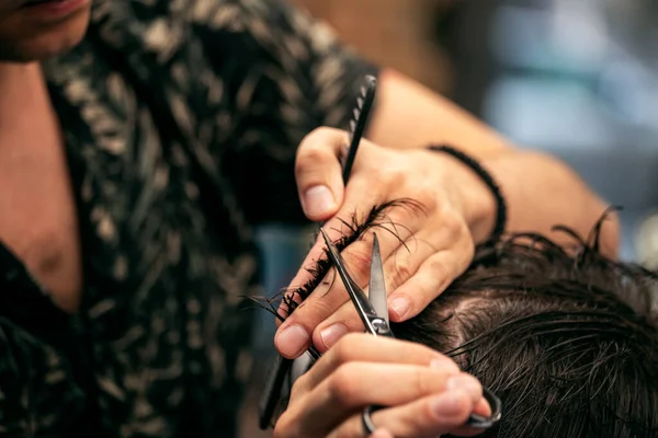 Barbershop Close Man Haircut Master Does Hair Styling Barber Shop — Stock Photo, Image