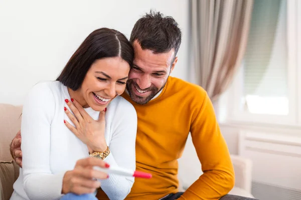 Joyful Couple Finding Out Results Pregnancy Test Home Happy Couple — Stockfoto
