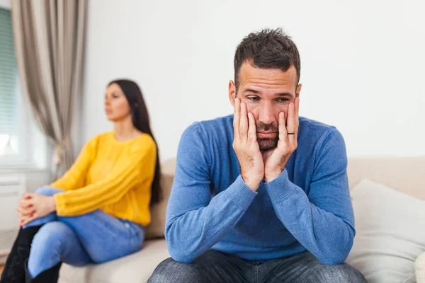 Young Man Sitting Couch Having Argument His Girlfriend Who Has — Fotografia de Stock