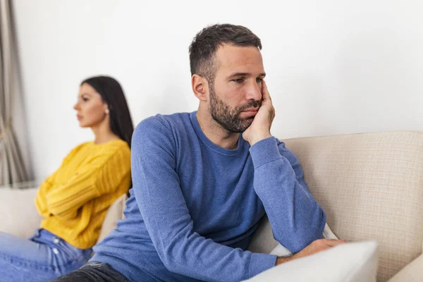 Young Couple Sitting Sofa Being Angry Fight Couple Having Argument — Fotografia de Stock