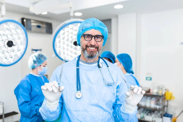 Portrait Male Surgeon Standing Operating Room Ready Work Patient Male — Stockfoto