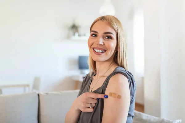 Woman Pointing Her Arm Bandage Receiving Covid Vaccine Young Woman — Φωτογραφία Αρχείου