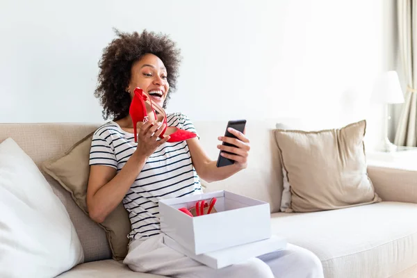 Young Woman Unpacking Parcels Footwear Feeling Happy New Online Purchases — Stock Photo, Image