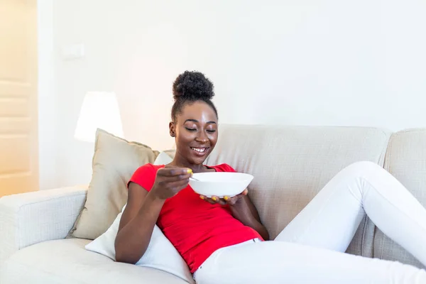 Smiling Woman Eating Healthy Breakfast Home Morning Relaxing Couch Living — Stock fotografie