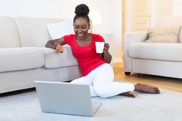 Young Woman Having Online Video Chat Friends Laptop Coffee Cup — Stock fotografie