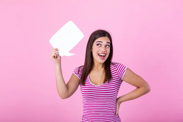 Amazing Offer Overjoyed Girl Holding Empty Speech Bubble Pink Studio — Zdjęcie stockowe