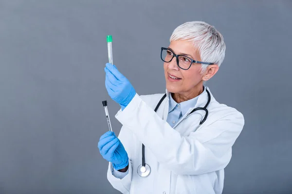 Female Doctor Technician Holding Test Tube Medical Equipment Blood Test - Stock-foto