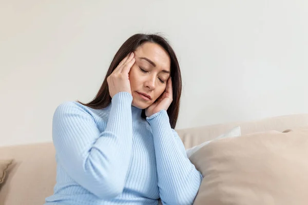 Sinus Ache Causing Very Paintful Headache Unhealthy Woman Pain Sharp — Stok fotoğraf