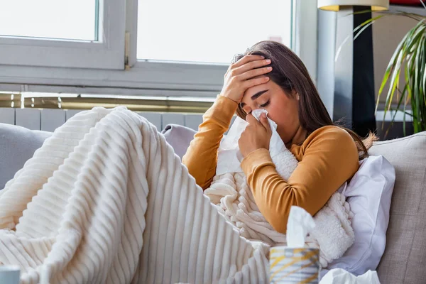 Sickness Seasonal Virus Problem Concept Woman Being Sick Having Flu — Photo