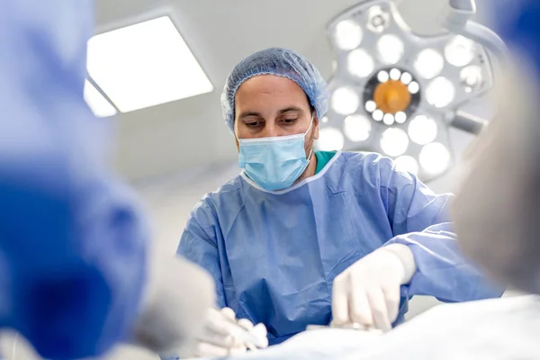 Team Surgeons Operating Hospital — Stock Photo, Image