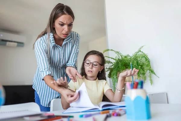 Mère Fils Stressés Frustrés Par Échec Des Devoirs Concept Problèmes — Photo