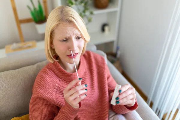 Young Woman Holding Self Testing Self Administrated Swab Medical Tube — 图库照片