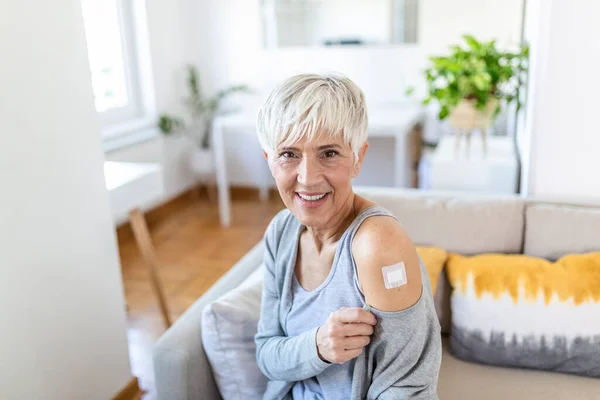 Senior Woman Looking Happy Getting Vaccine Mature Woman Band Aid — Stock Photo, Image