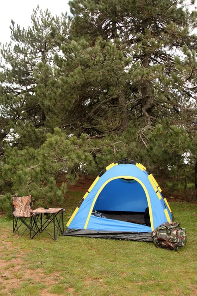 Zelt auf dem Campingplatz — Stockfoto