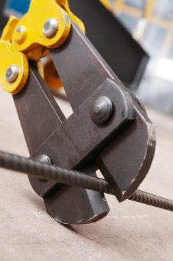 Metal kesme makası